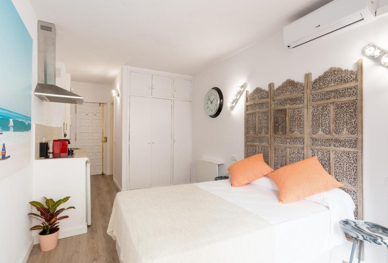 Studio Malagueta Beach Málaga Extérieur photo